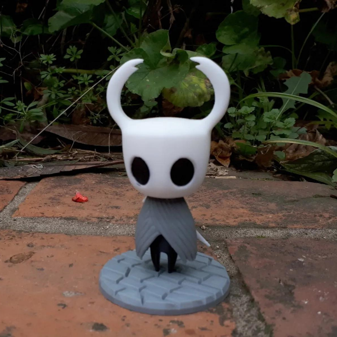 Hollow Knight and Hornet Figures