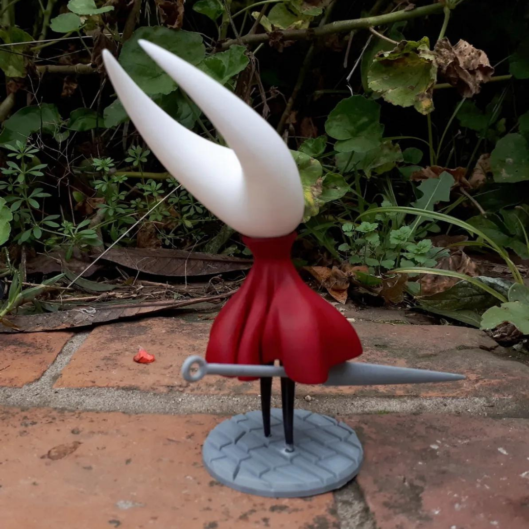 Hollow Knight and Hornet Figures