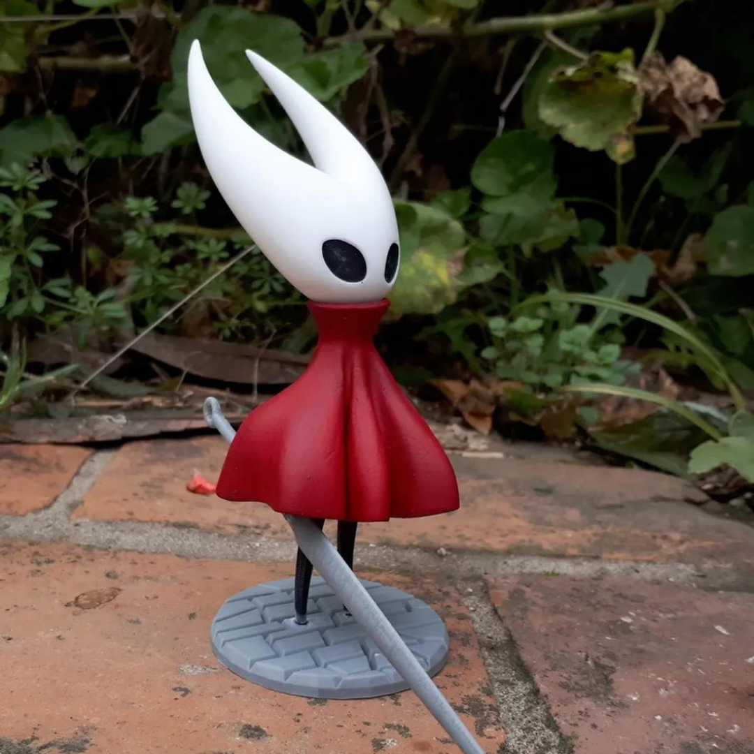 Hollow Knight and Hornet Figures