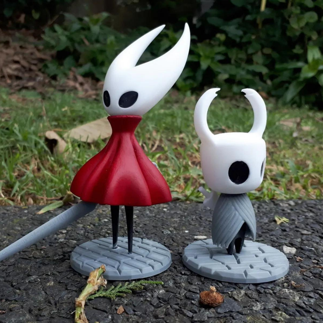 Hollow Knight and Hornet Figures