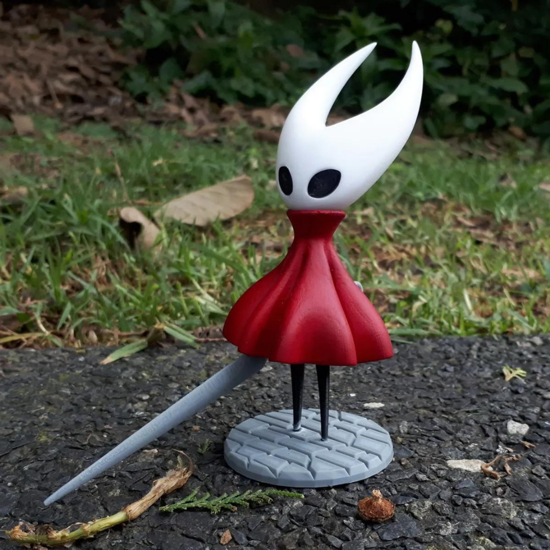 Hollow Knight and Hornet Figures