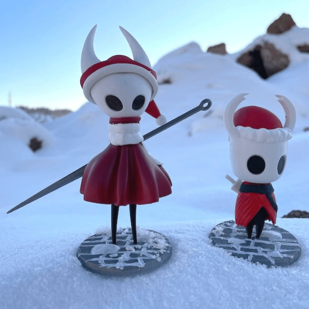 Hollow Knight and Hornet Xmas Figures