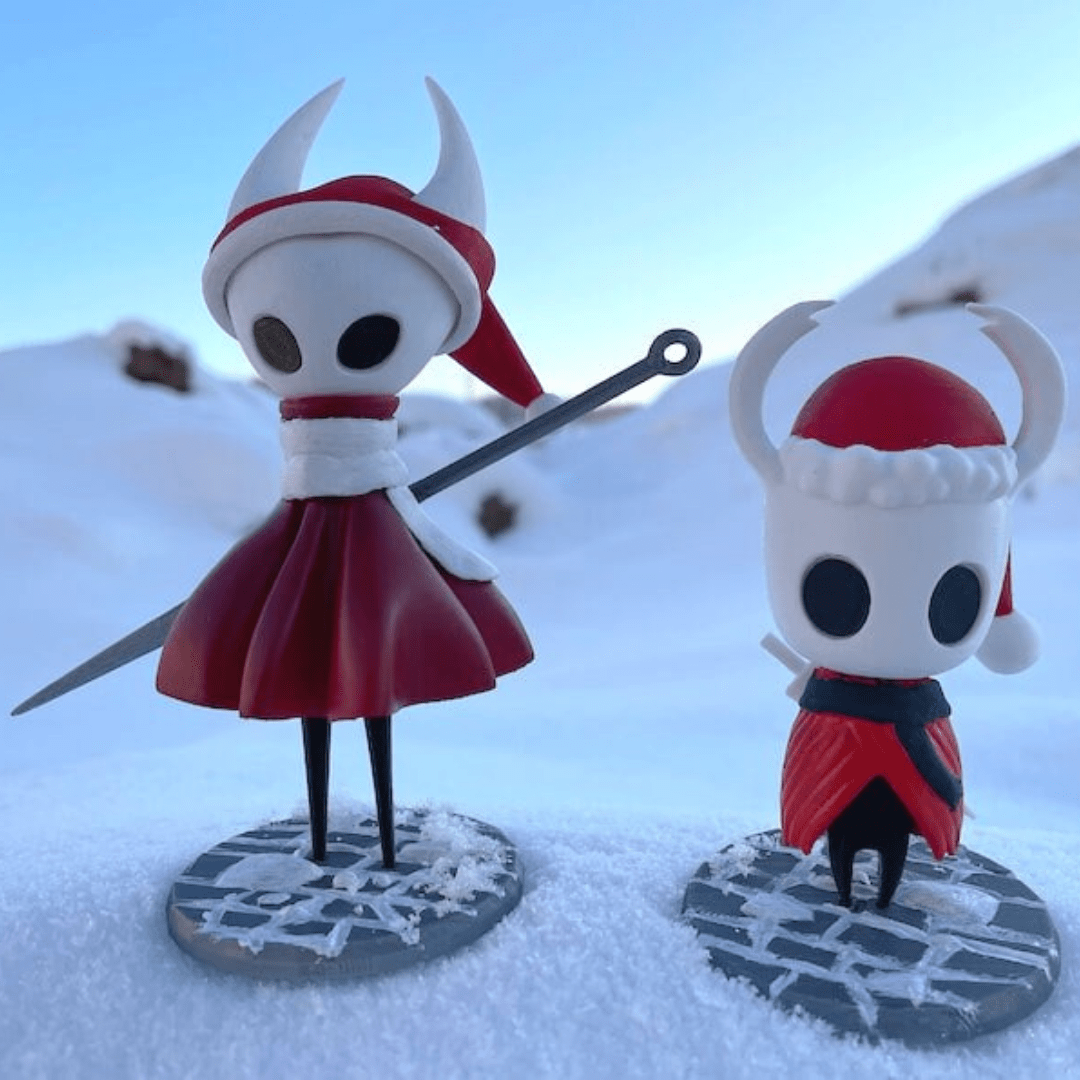 Hollow Knight and Hornet Xmas Figures